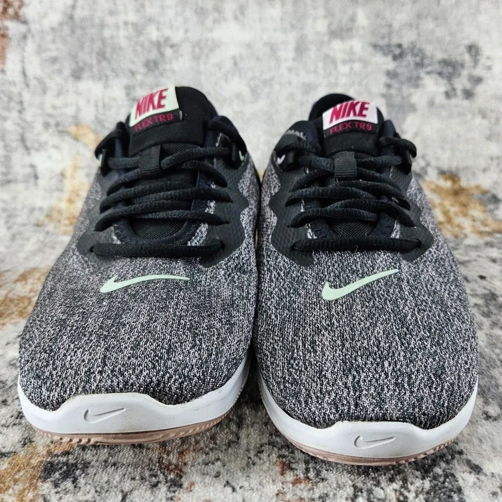 Nike Flex TR 9 Training Shoes Womens  7.5 Black White AQ7491-008 Running Workout